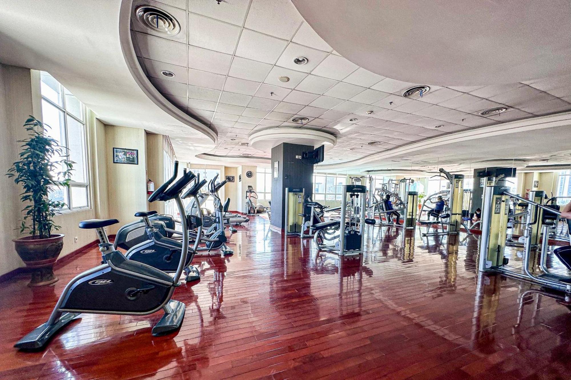 Trillium Apartment - Cozy And Bright Downtown Surabaya By Le Ciel Hospitality Bagian luar foto